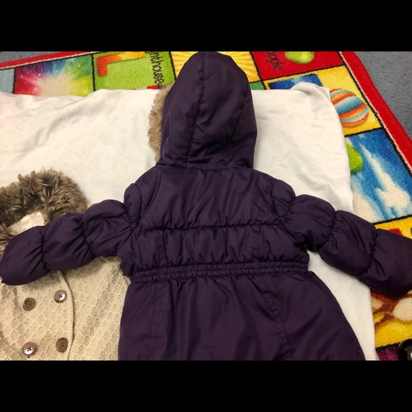 Girl 12M winter purple jacket coat and sweater - Picture 4 of 6